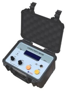 Digital conductivity meter